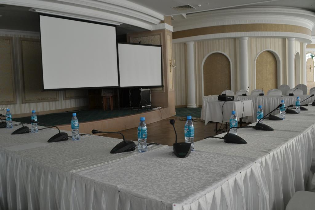 Diplomat Hotel By Ag Hotels Group Αστάνα Εξωτερικό φωτογραφία
